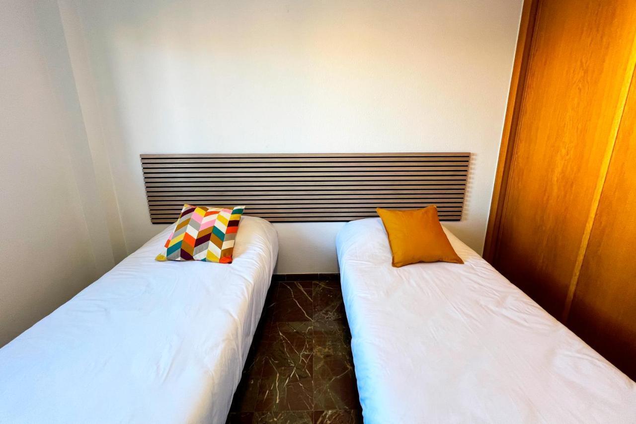 Apartamentos Zaragoza 3000 Екстериор снимка