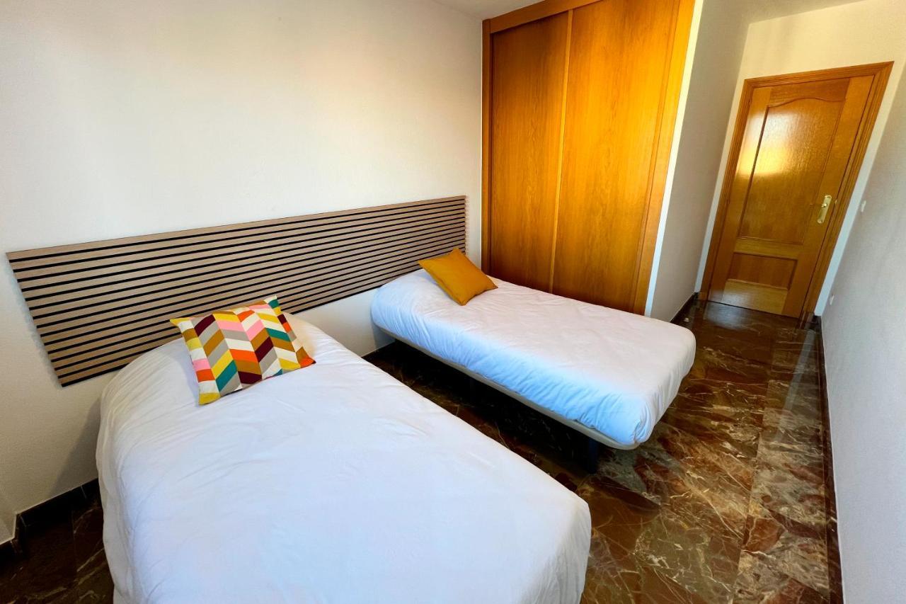 Apartamentos Zaragoza 3000 Екстериор снимка